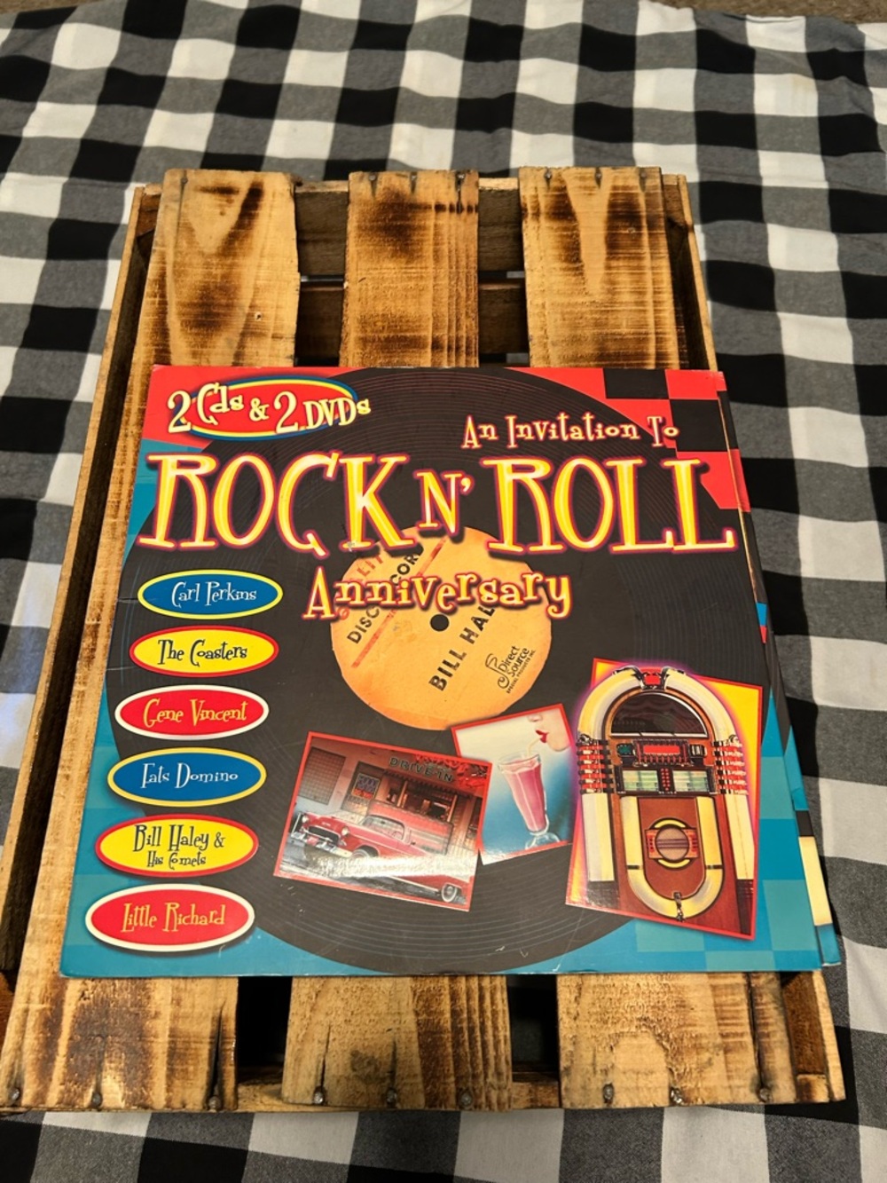 Rock N' Roll Anniversary 2 CDs & 2 DVDs Music Collection - Colorful Retro Cover